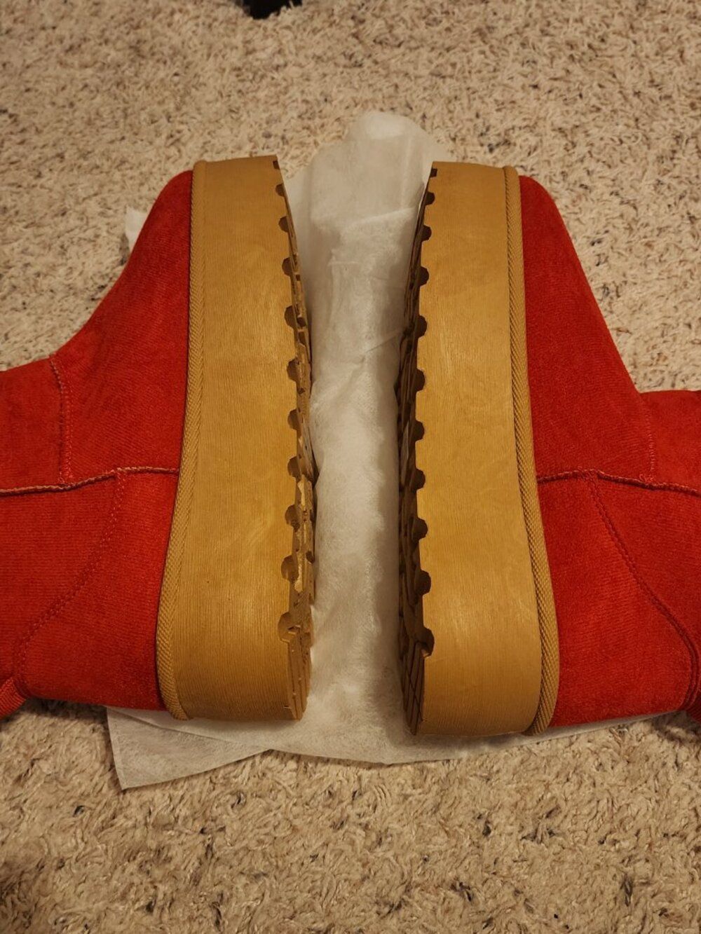 Cozzy Girl Super H women’s 8 red platform Chelsea ankle boots - Picture 8 of 15